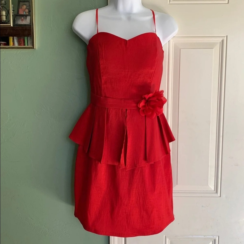 Dress - Picture 2 of 7